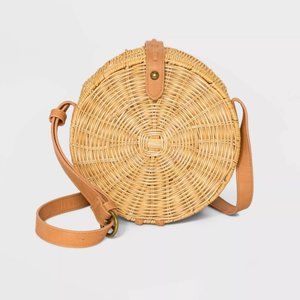 ⚡️SOLD⚡️ Straw Rattan Circle Crossbody Bag Natural